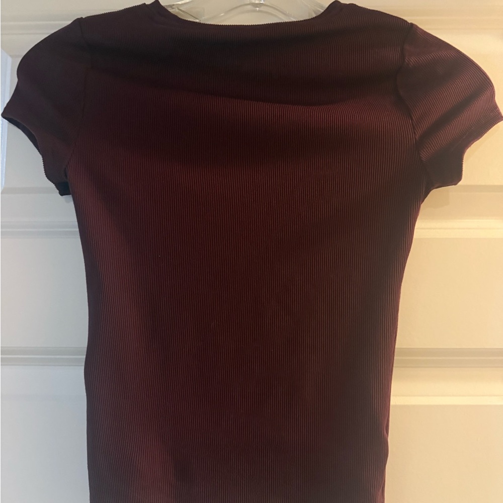 Hollister Ribbed Maroon Short Sleeve Top